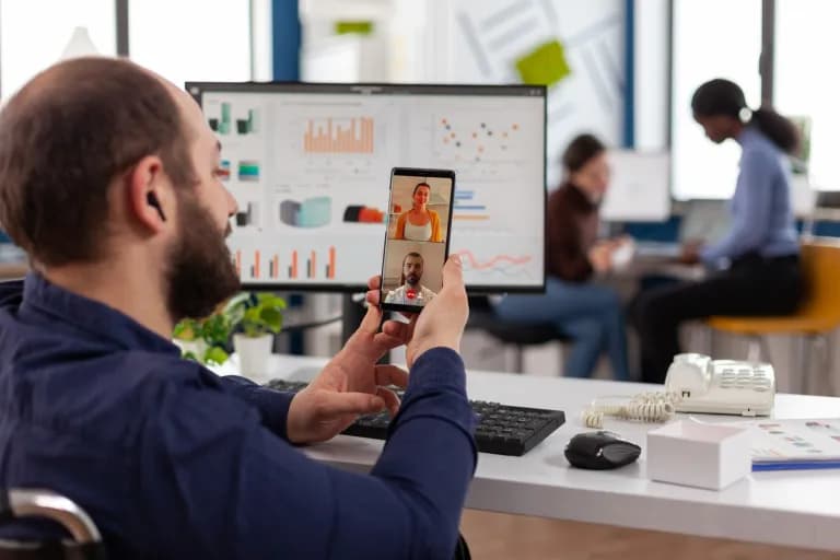 Assurance pour les startups technologiques : Pourquoi et comment bien se couvrir ?